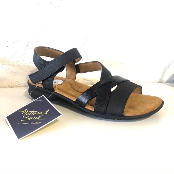 naturalizer soul sandals